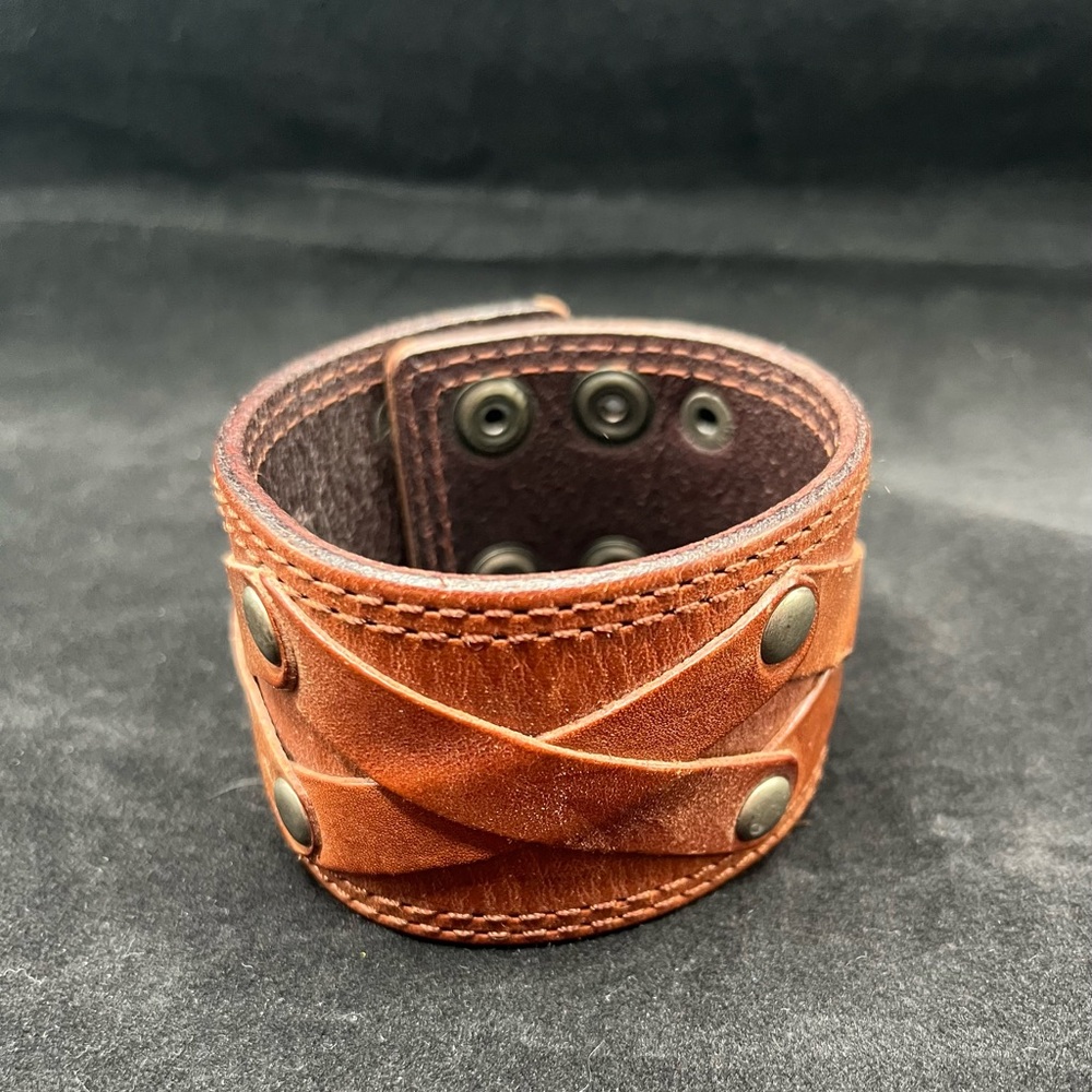 Old Navy Rustic Brown Leather Bracelet